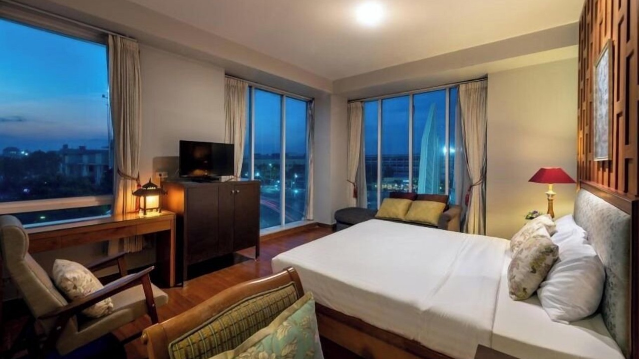 Photo of Bedroom in Wat Bowon Niwet