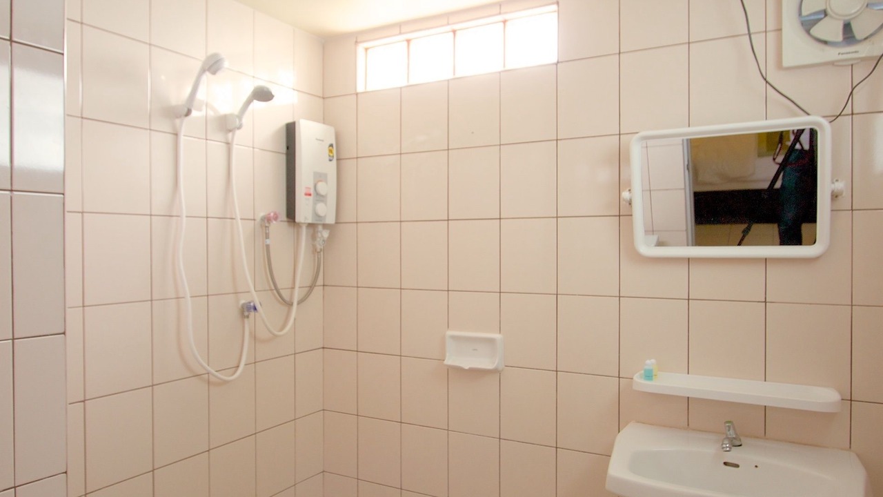 Photo of Bathroom in Saen Suk