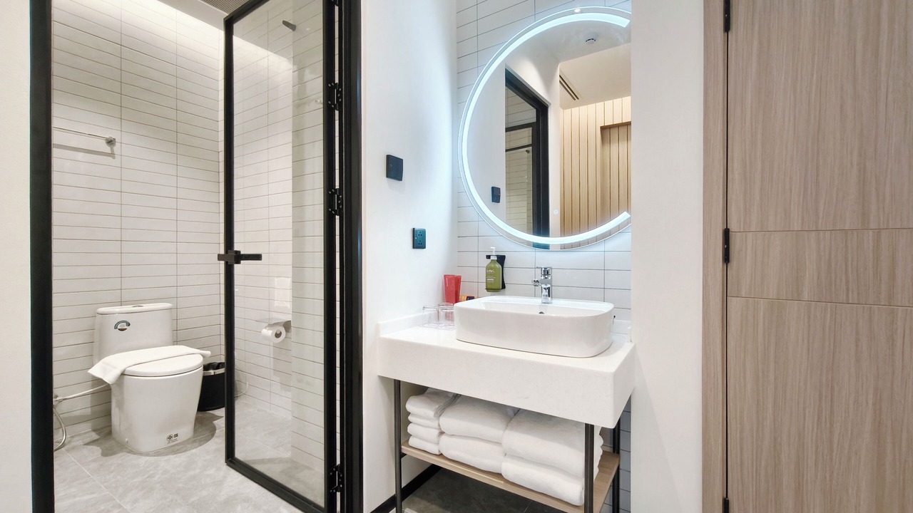 Photo of Bathroom in Khlong Toei Nuea