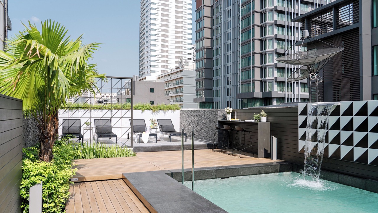Photo of Outdoor in Khlong Toei Nuea