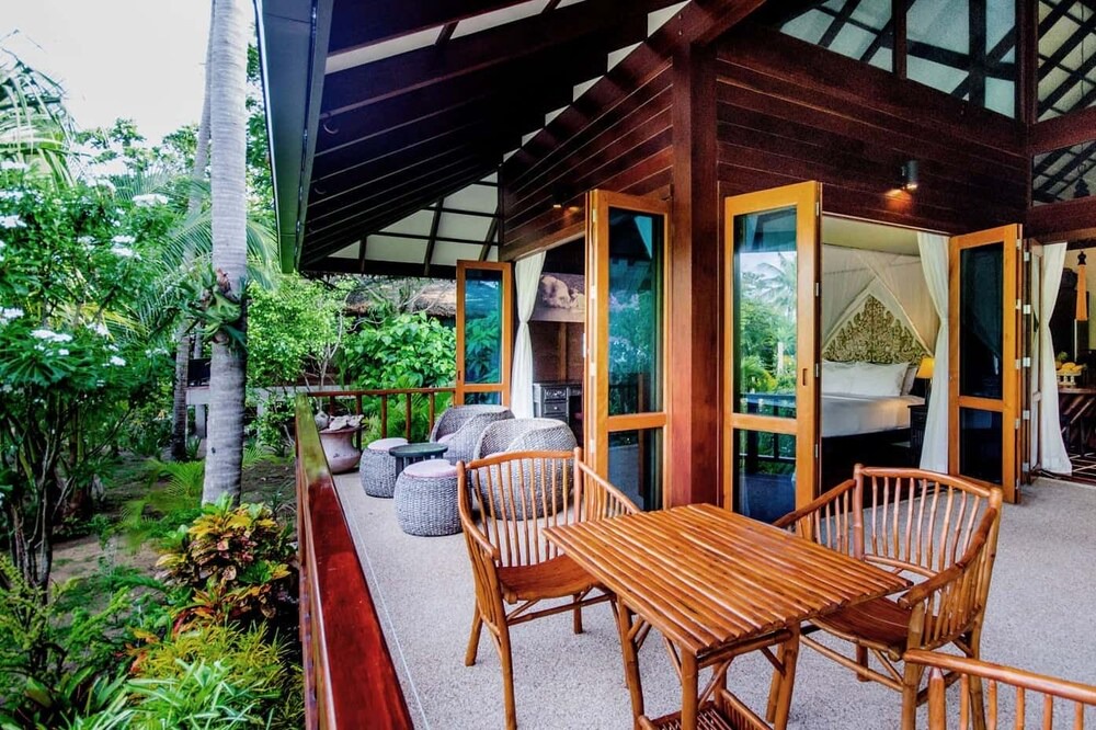 Photo of Patio Balcony in Nuea Khlong