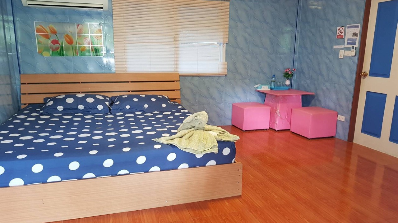 Photo of Bedroom in Tha Yang