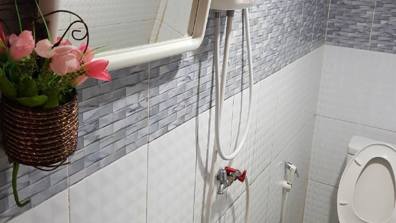 Photo of Bathroom in Tha Yang