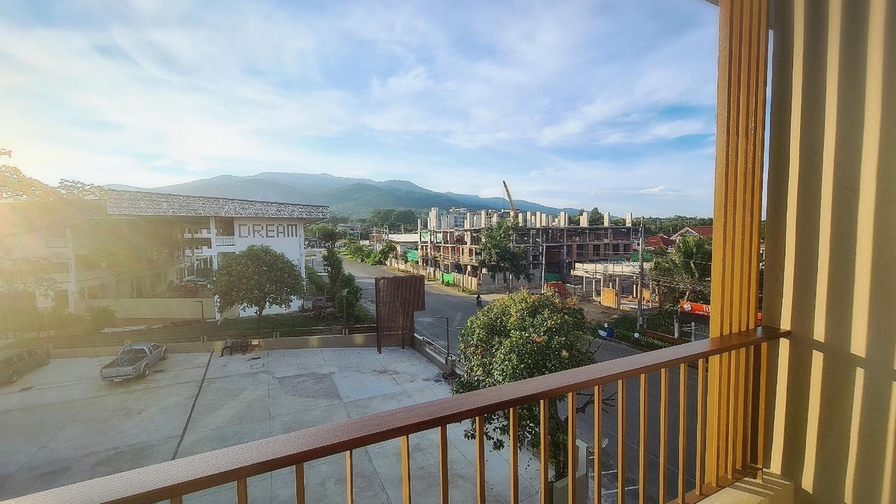 Photo of Patio Balcony in Su Thep
