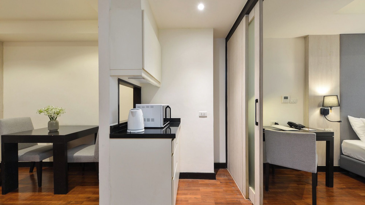 Photo of Bedroom in Samsen Nai