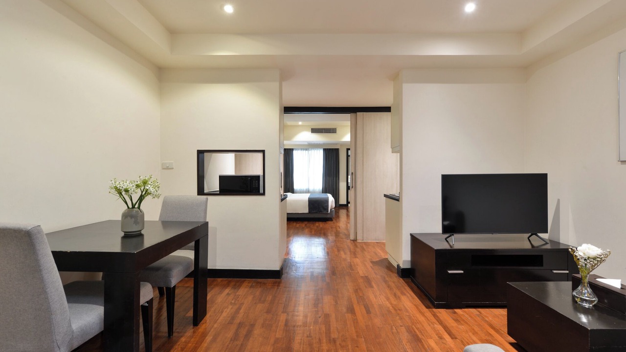 Photo of Bedroom in Samsen Nai