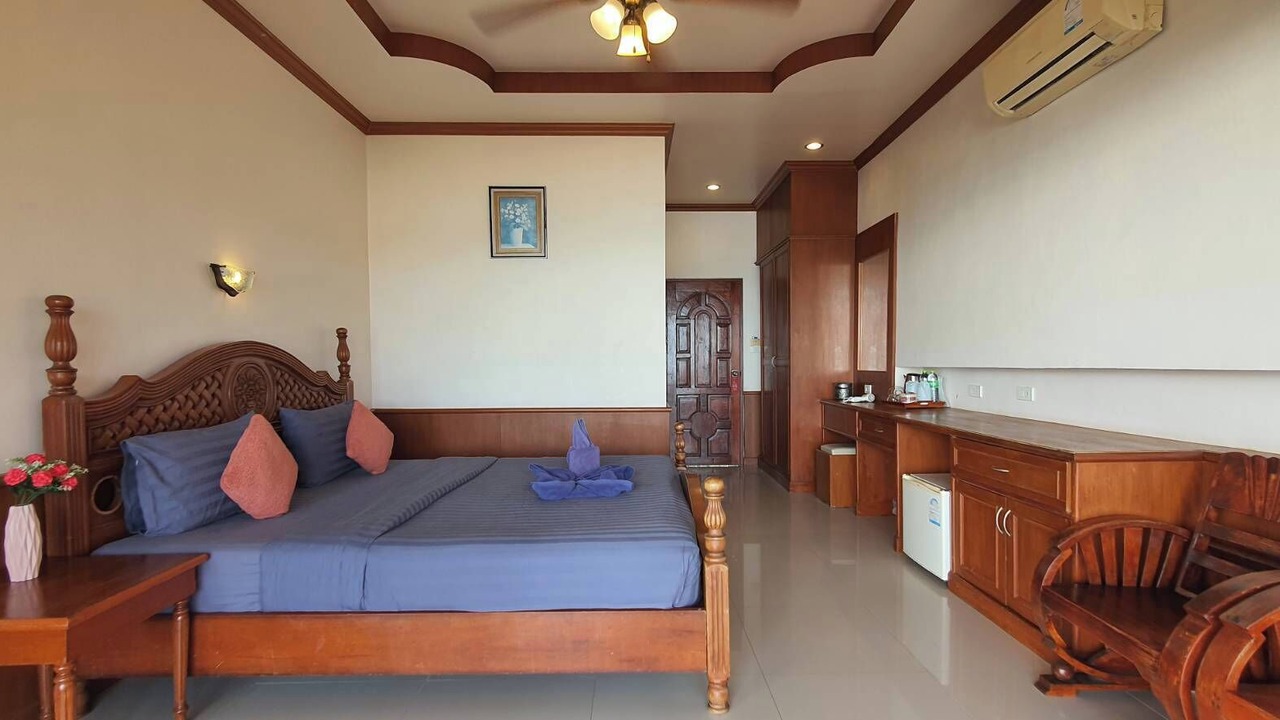 Photo of Bedroom in Haad Yao