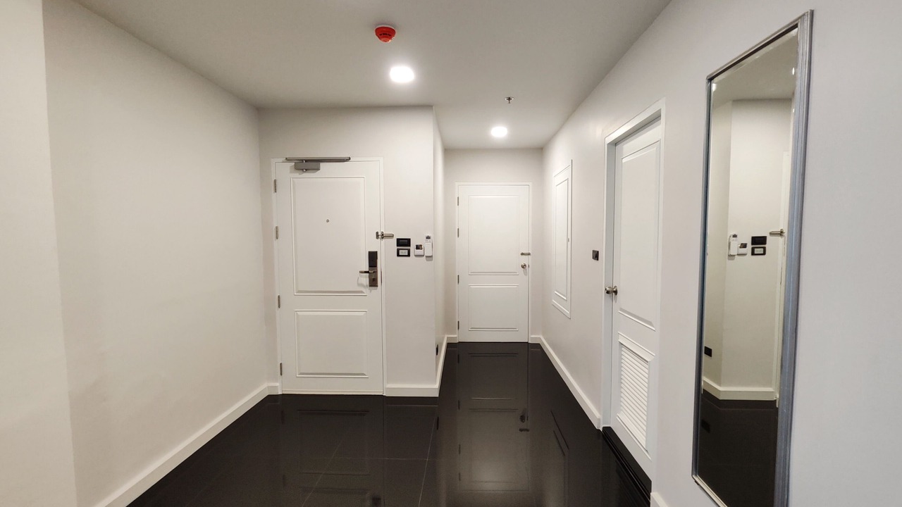 Photo of Bedroom in Asoke