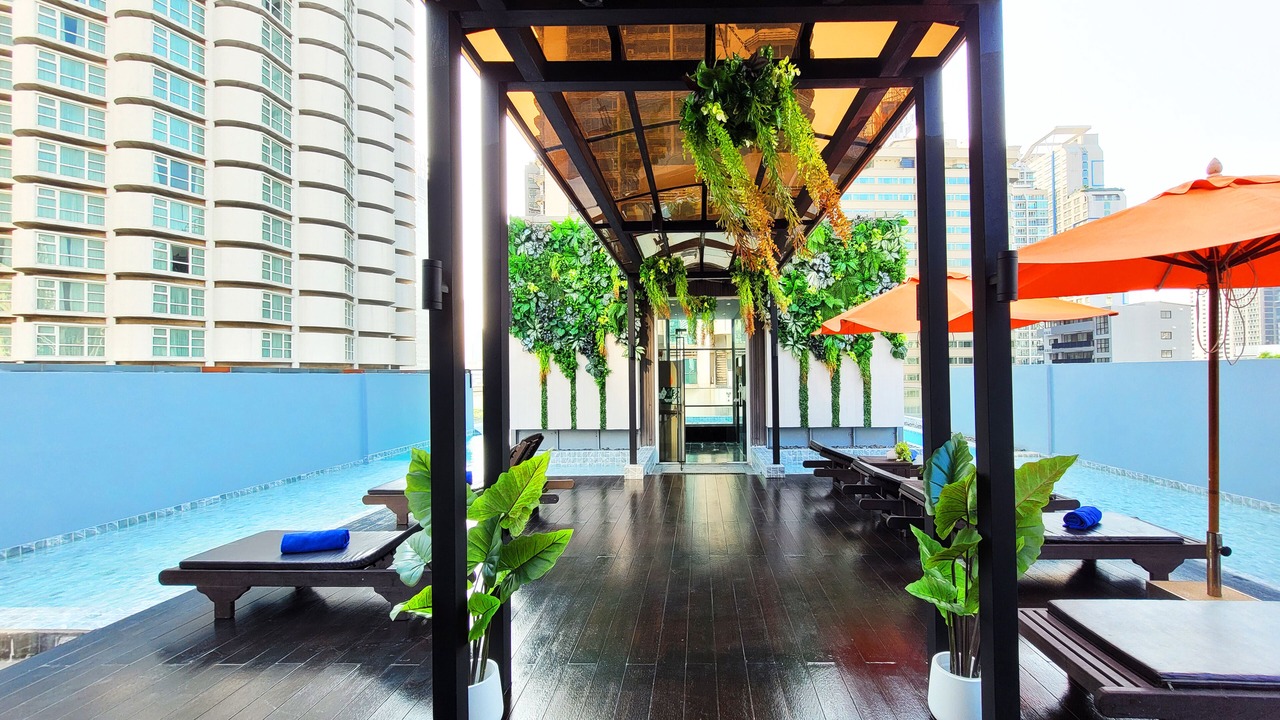 Photo of Outdoor in Khlong Toei Nuea