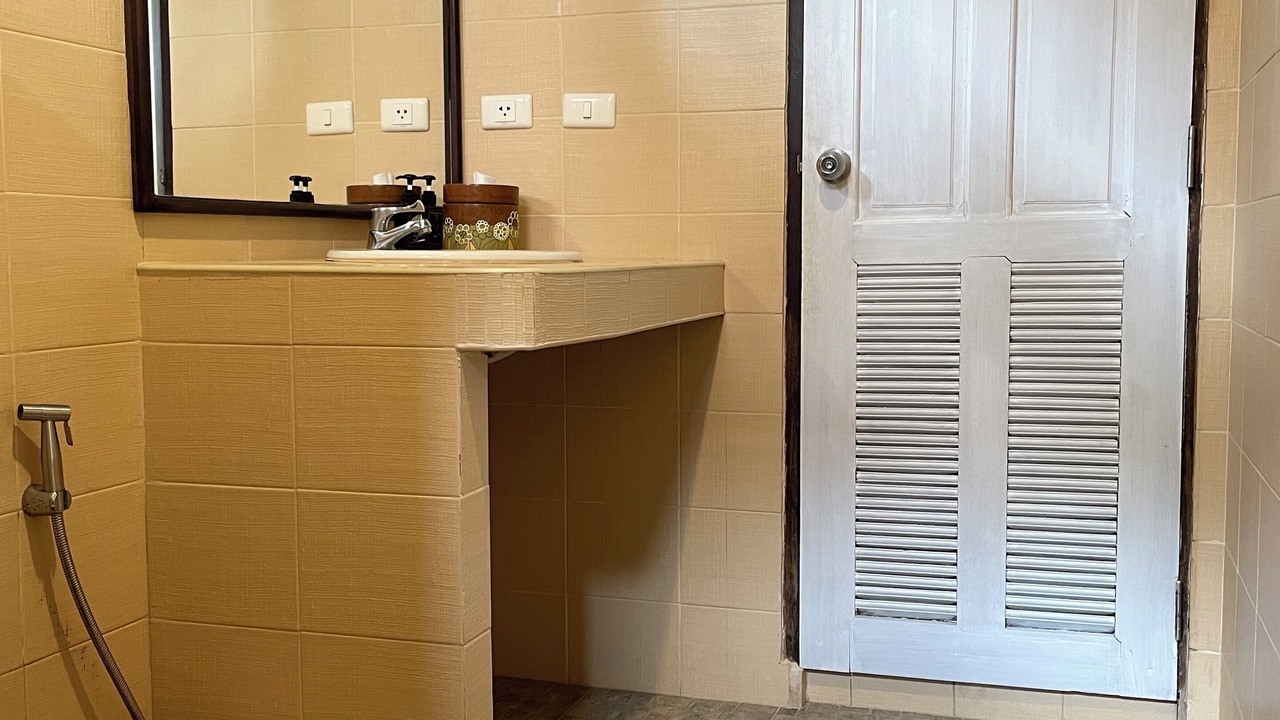 Photo of Bathroom in Haad Yao