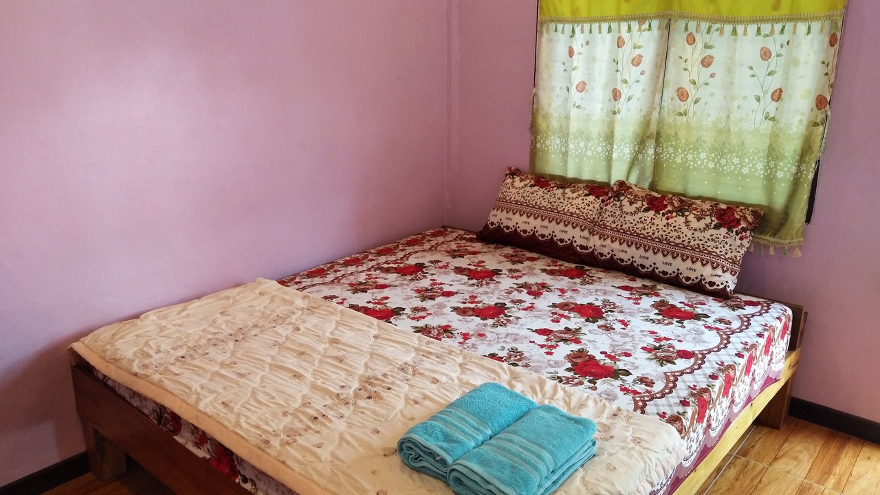 Photo of Others in Si Maha Phot