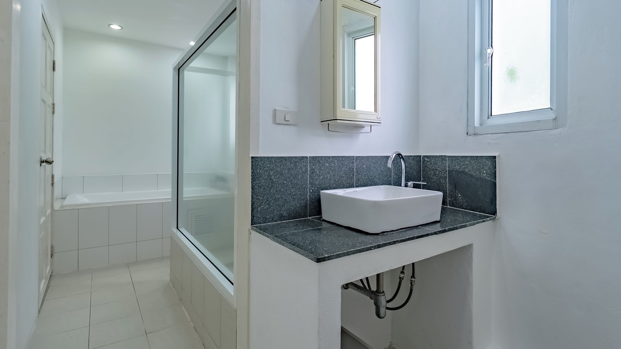 Photo of Bathroom in Chalong