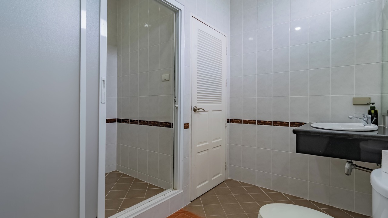 Photo of Bathroom in Chalong