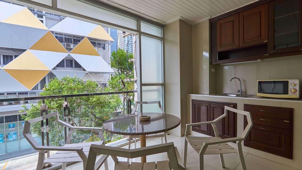 Photo of Patio Balcony in Nana