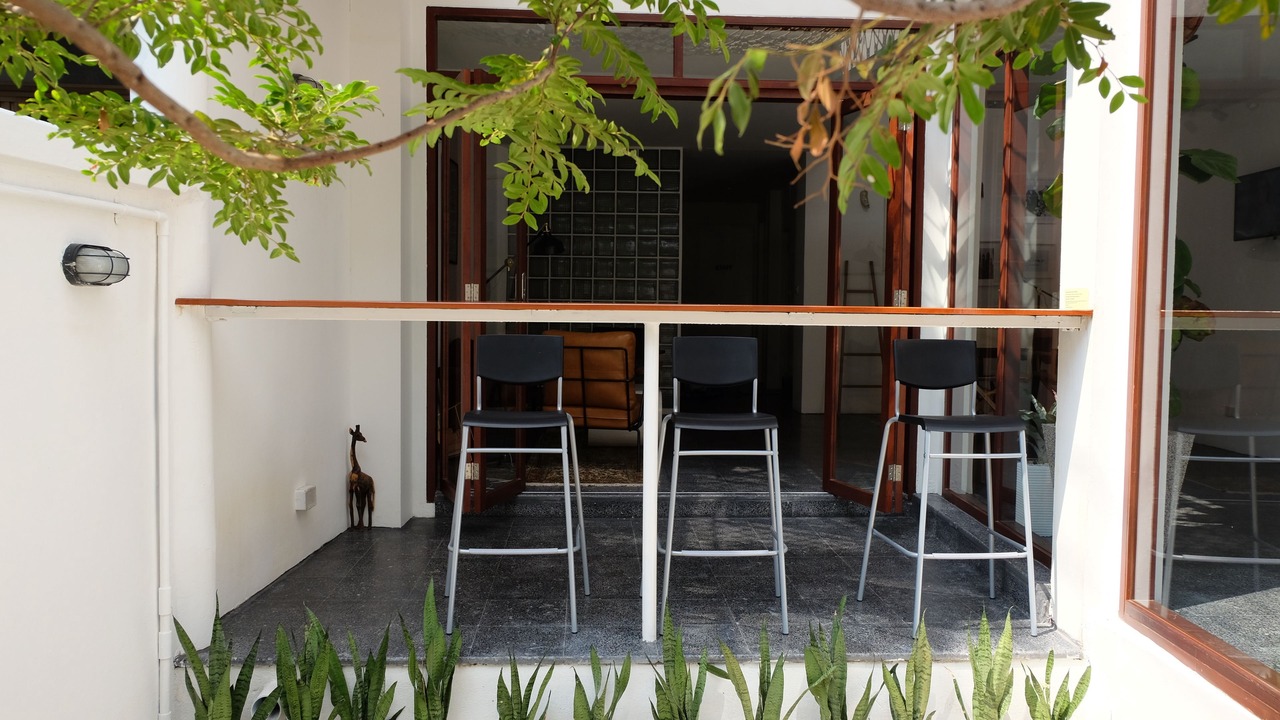 Photo of Patio Balcony in Yan Nawa