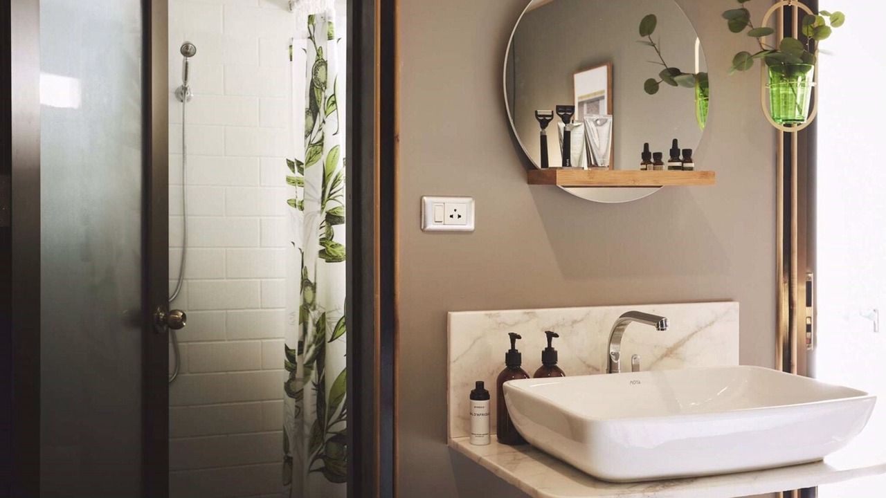 Photo of Bathroom in Phaya Thai