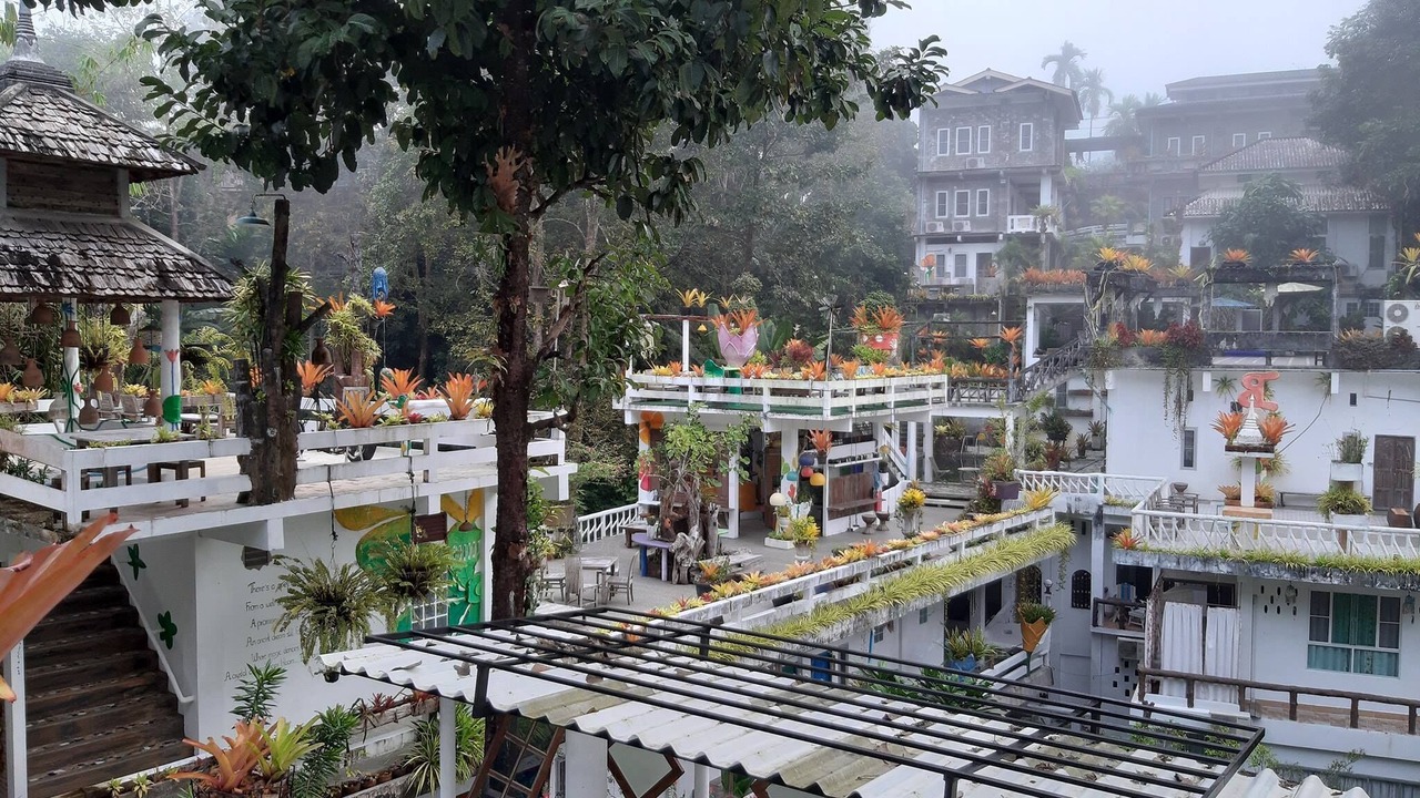 Photo of Patio Balcony in Sangkhla Buri