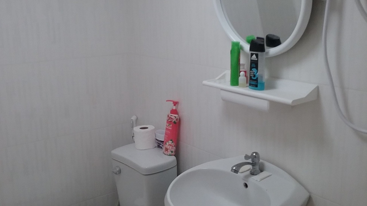 Photo of Bathroom in Yan Nawa