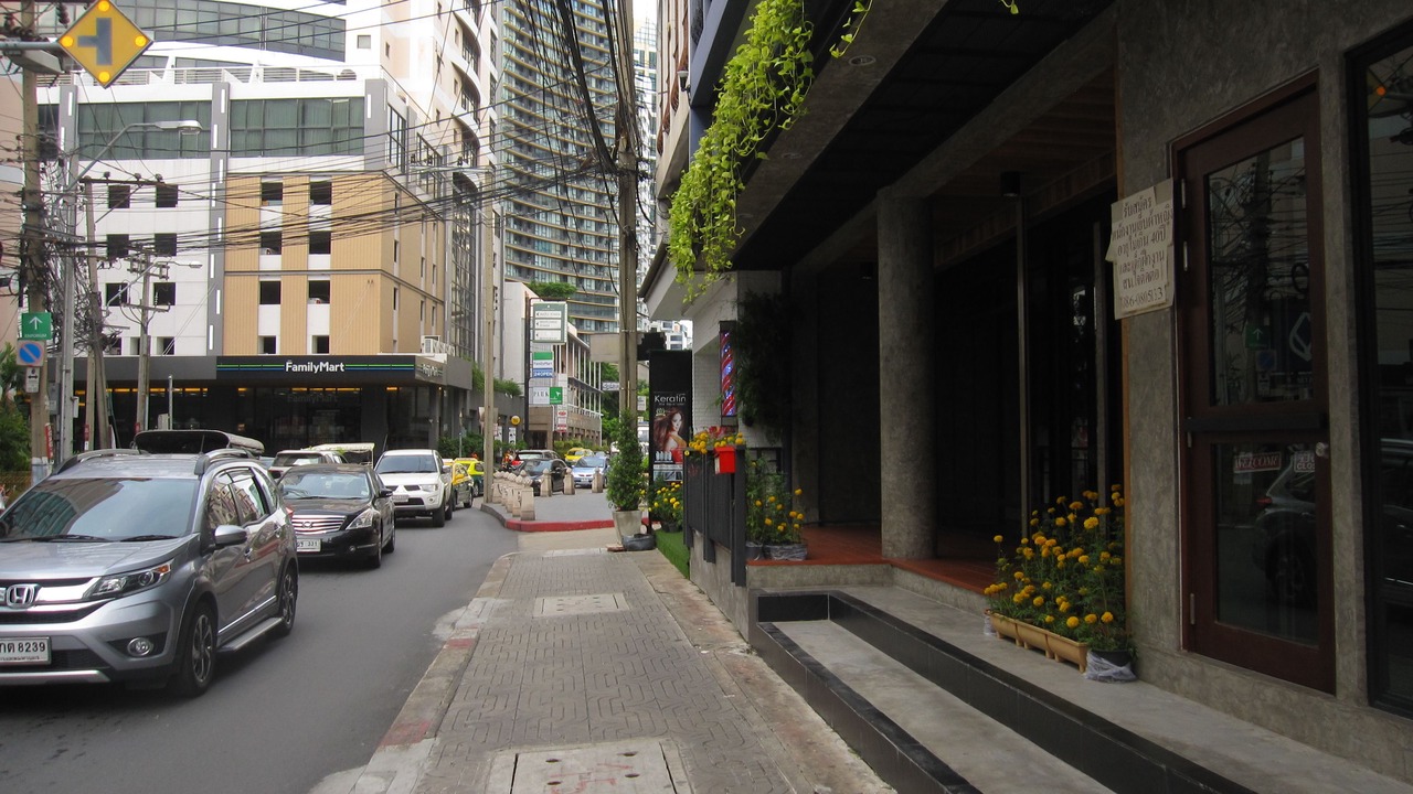Photo of Outdoor in Khlong Tan