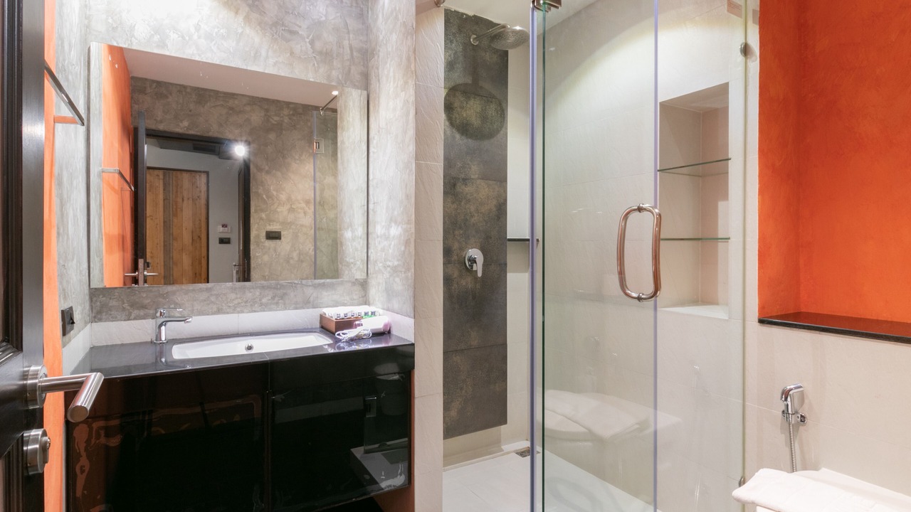Photo of Bathroom in Khlong Tan