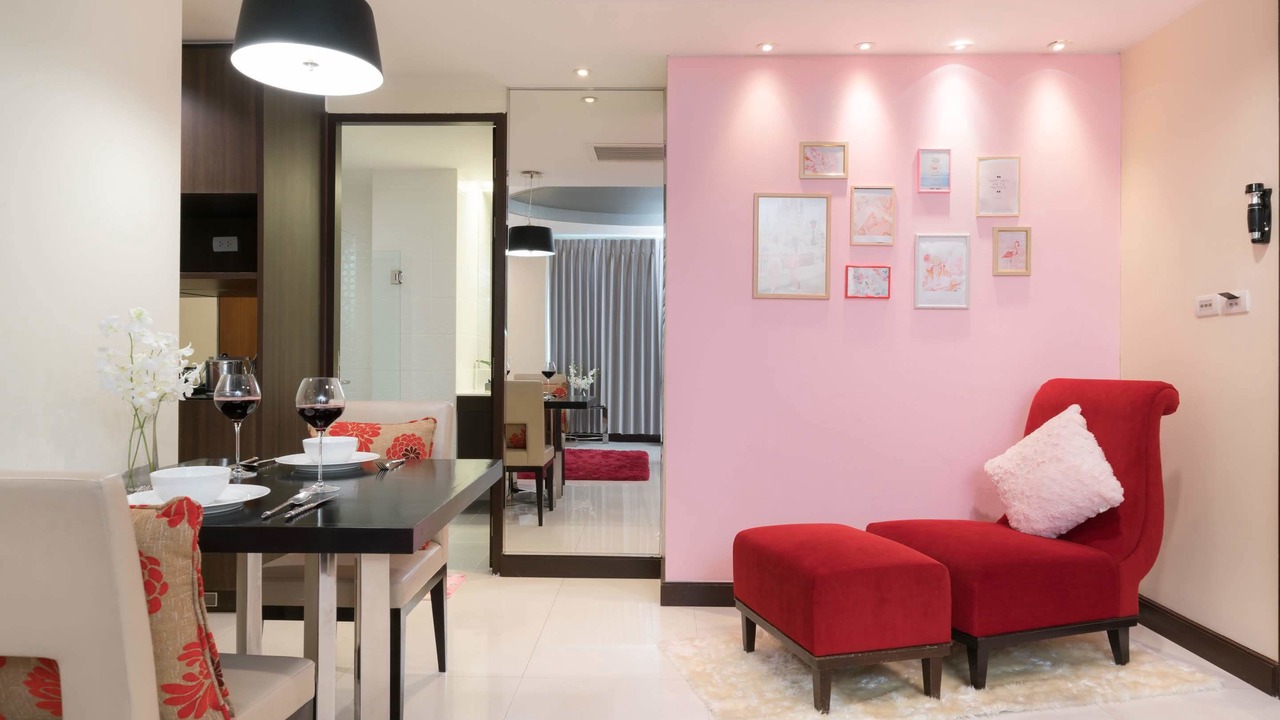 Photo of Bedroom in Khlong Toei Nuea