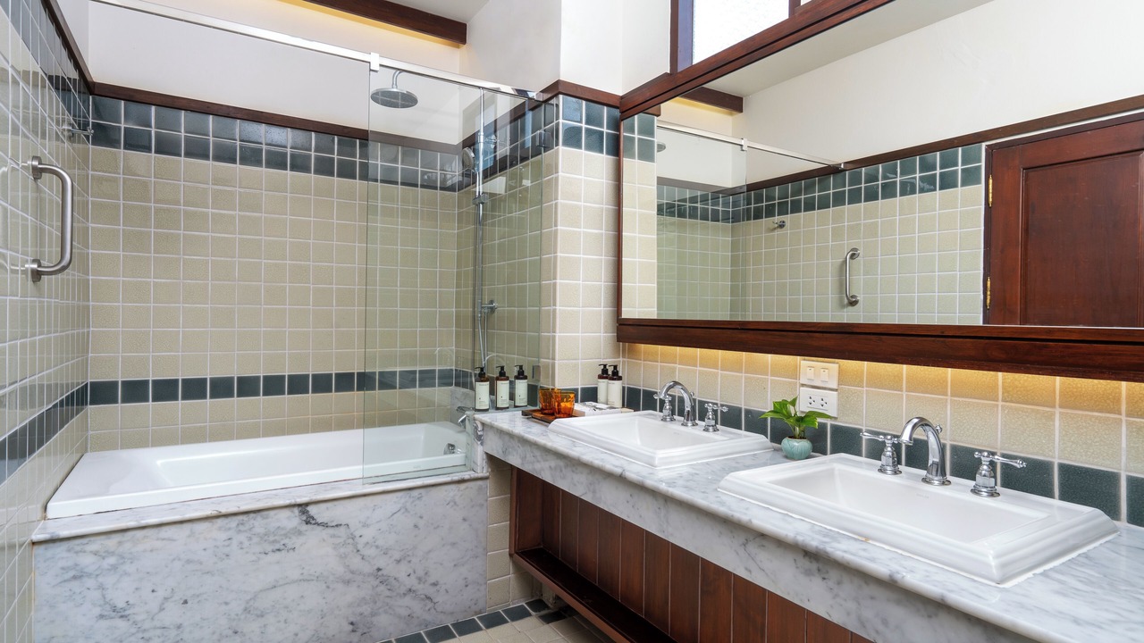 Photo of Bathroom in Wat Ket