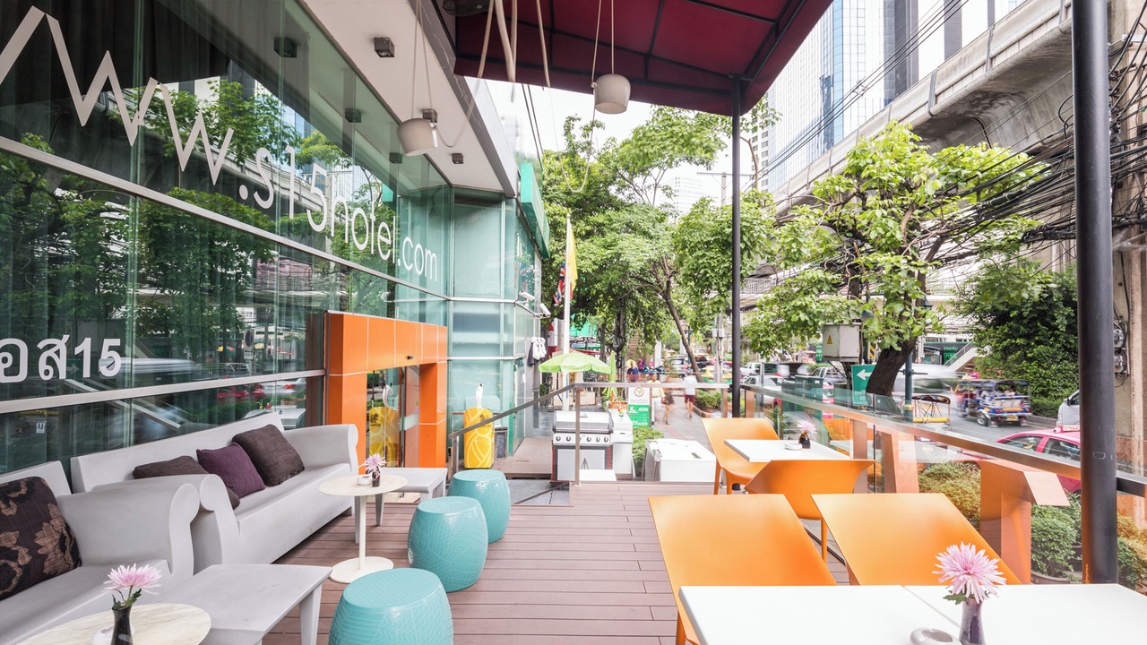 Photo of Patio Balcony in Khlong Toei Nuea