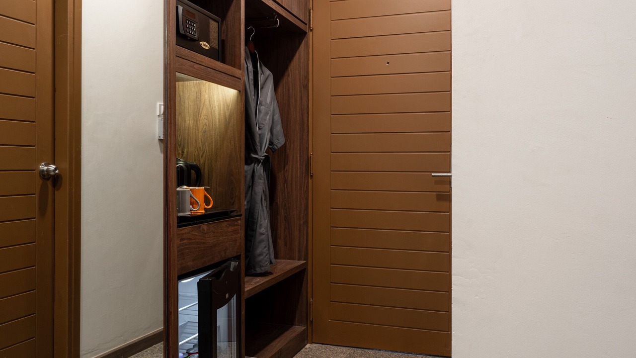 Photo of Bedroom in Khlong Toei Nuea