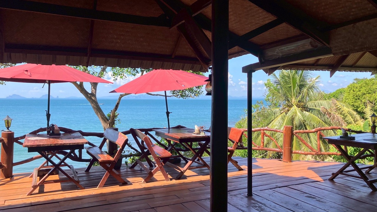 Photo of Patio Balcony in Nuea Khlong