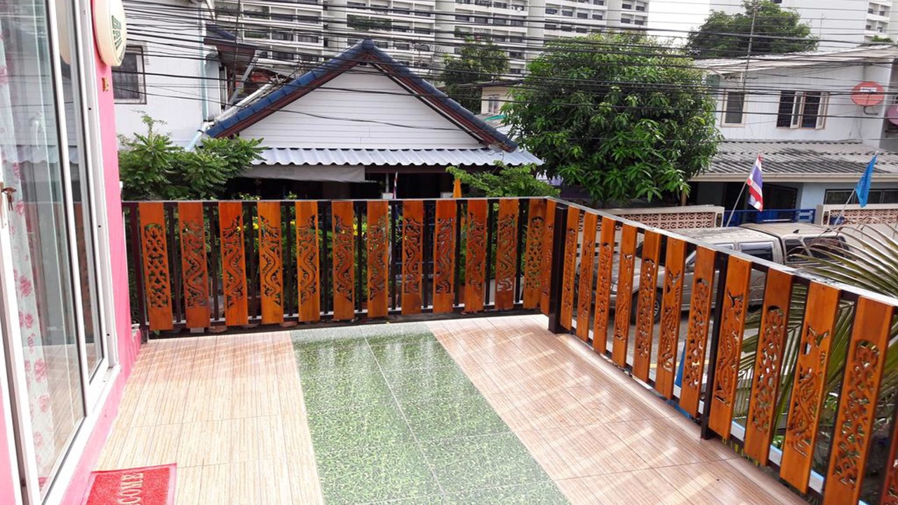 Photo of Patio Balcony in Don Muang