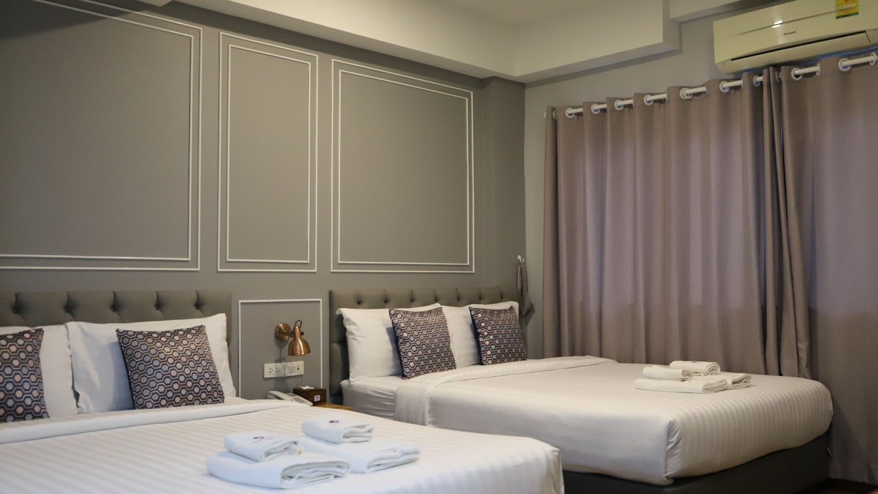 Photo of Bedroom in Thanon Phaya Thai