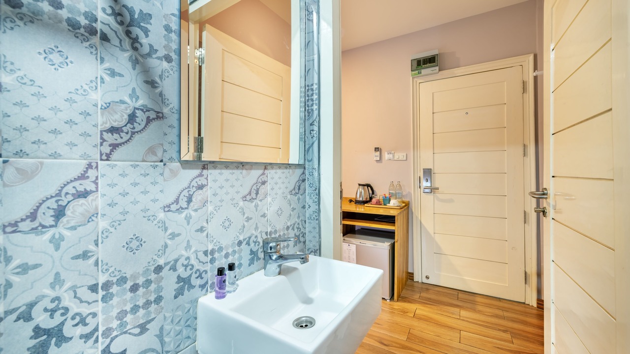 Photo of Bathroom in Thanon Phaya Thai