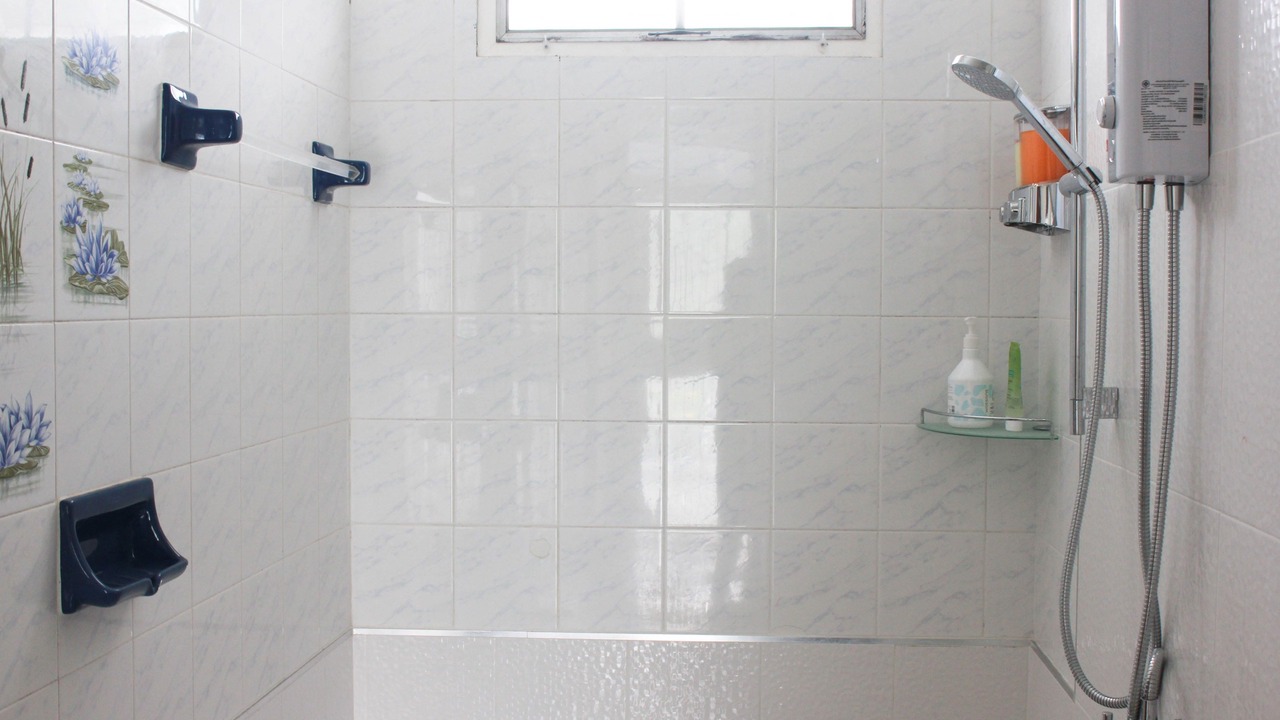 Photo of Bathroom in Ko Samrong