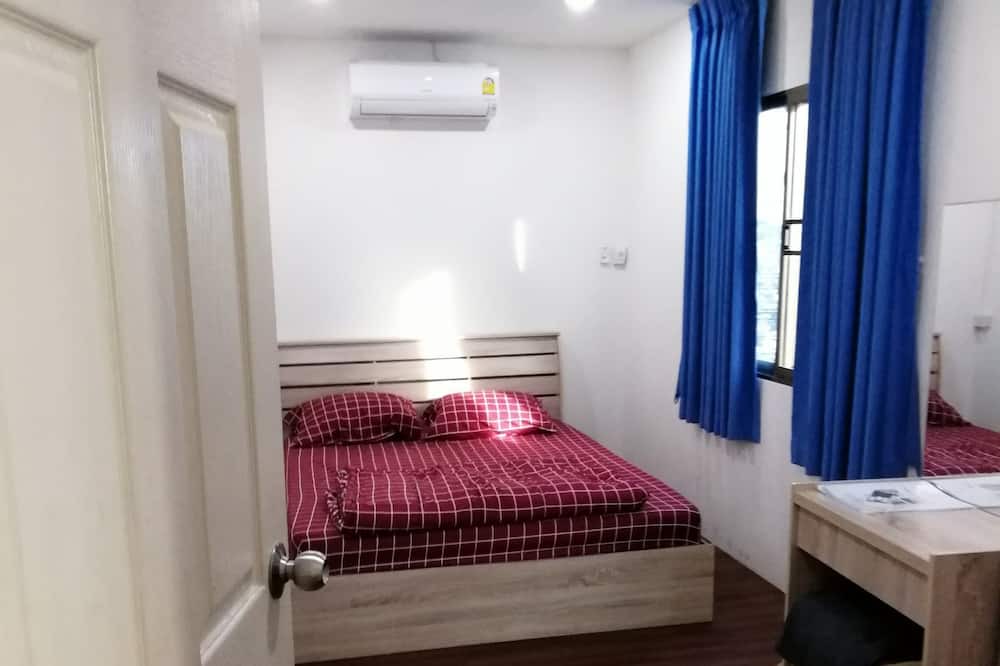 Photo of Bedroom in Racha Thewa