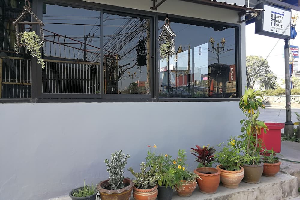 Photo of Outdoor in Racha Thewa