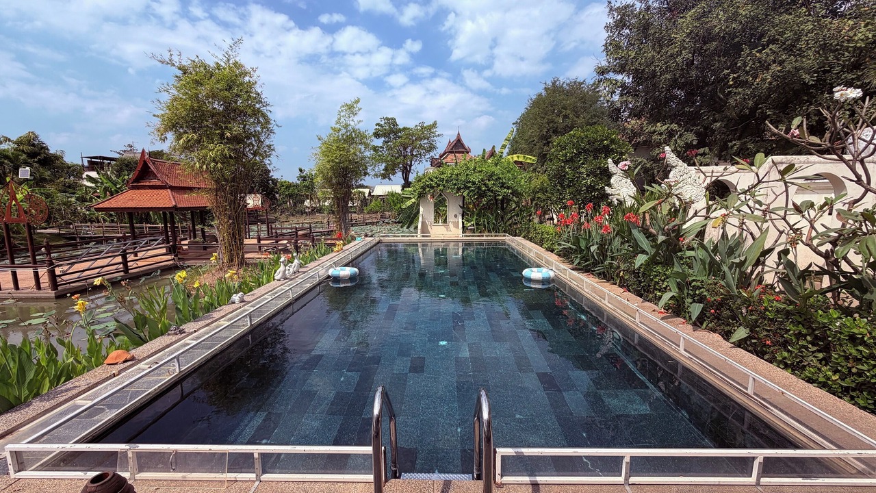 Photo of Outdoor in Bang Krasan