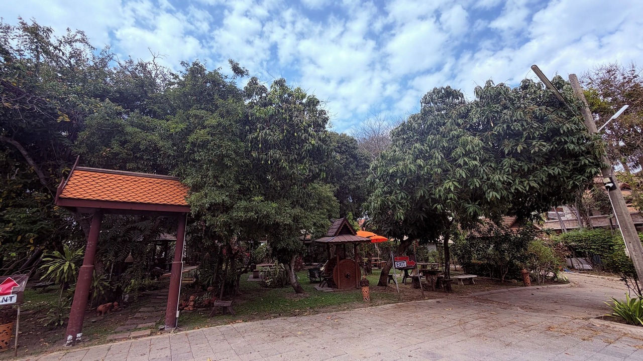 Photo of Outdoor in Bang Krasan