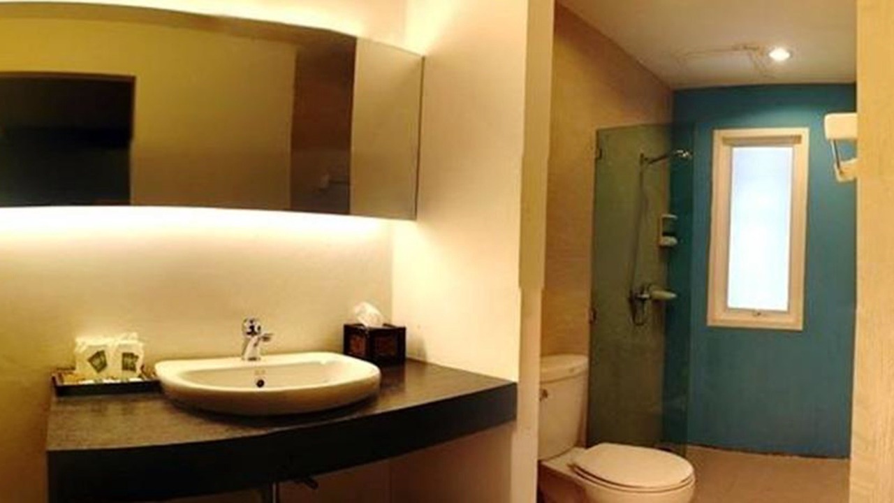 Photo of Bathroom in Wattana