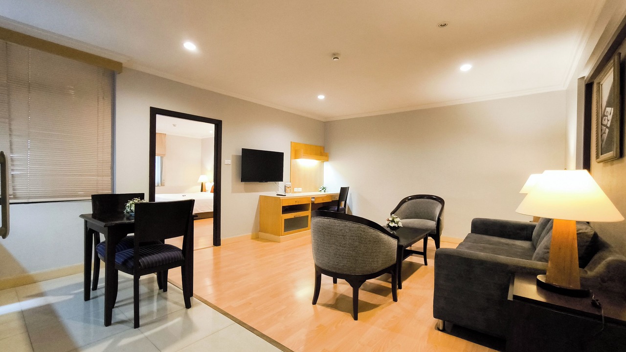 Photo of Bedroom in Khlong Toei Nuea