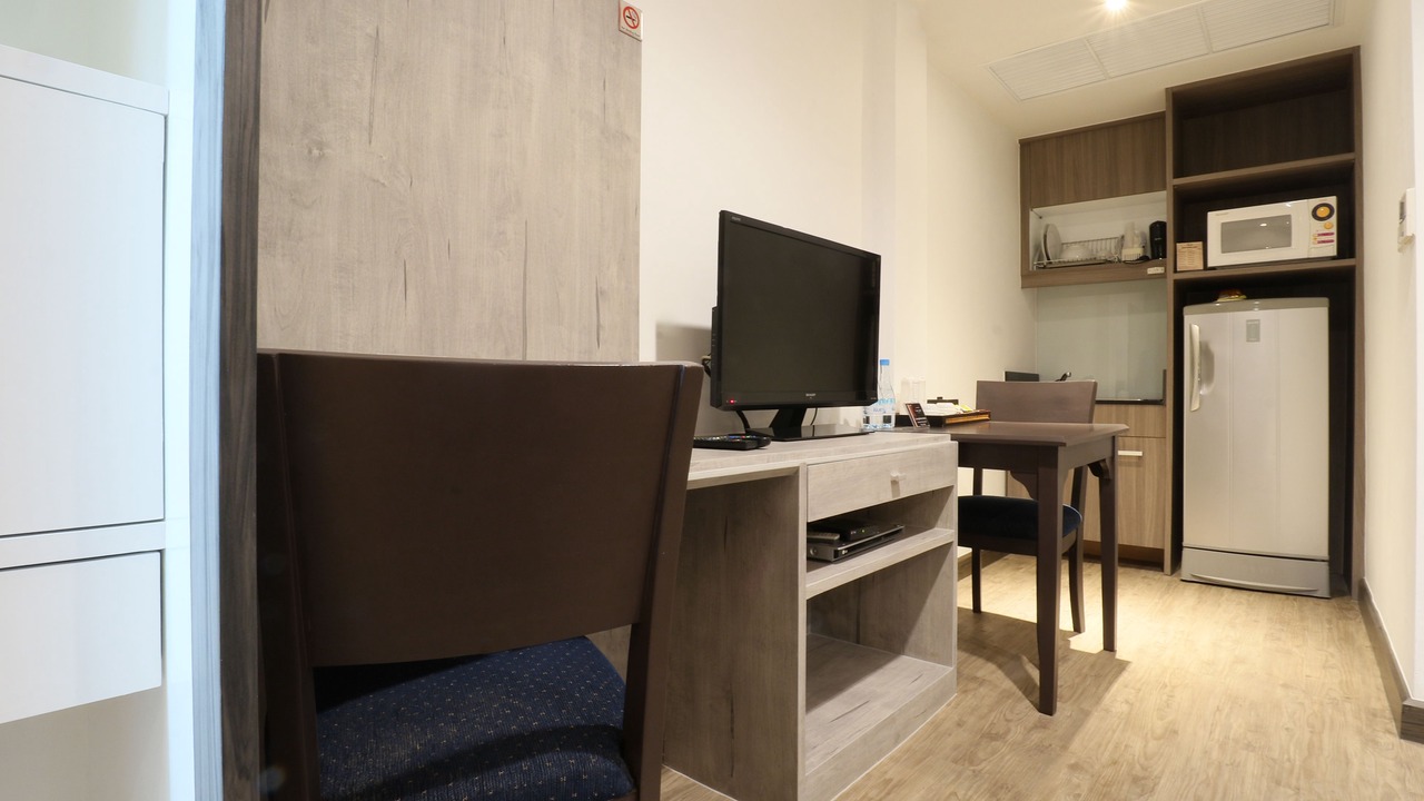 Photo of Bedroom in Khlong Toei Nuea