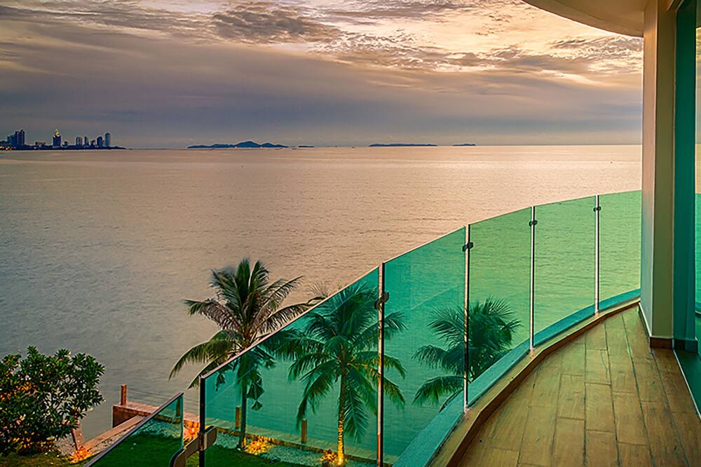 Photo of Patio Balcony in Pattaya Bay
