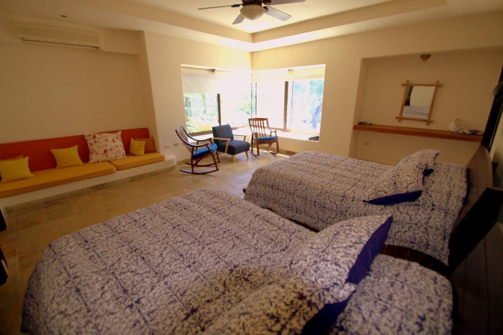Photo of Bedroom in Guacalito de La Isla