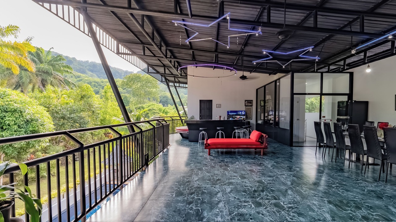 Photo of Outdoor in Chalong