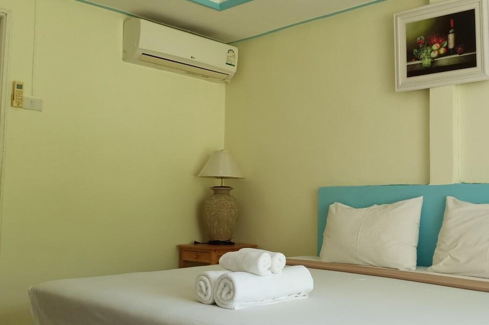 Photo of Bedroom in Ko Mook
