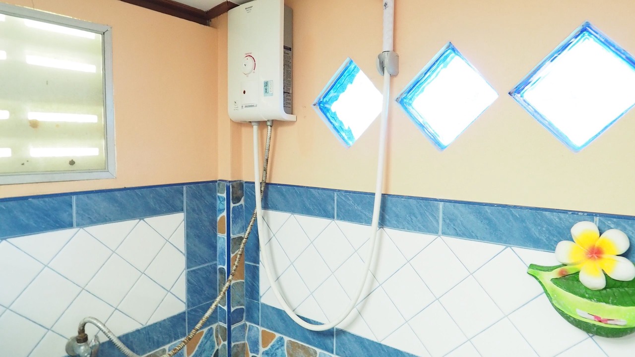 Photo of Bathroom in Samut Songkhram
