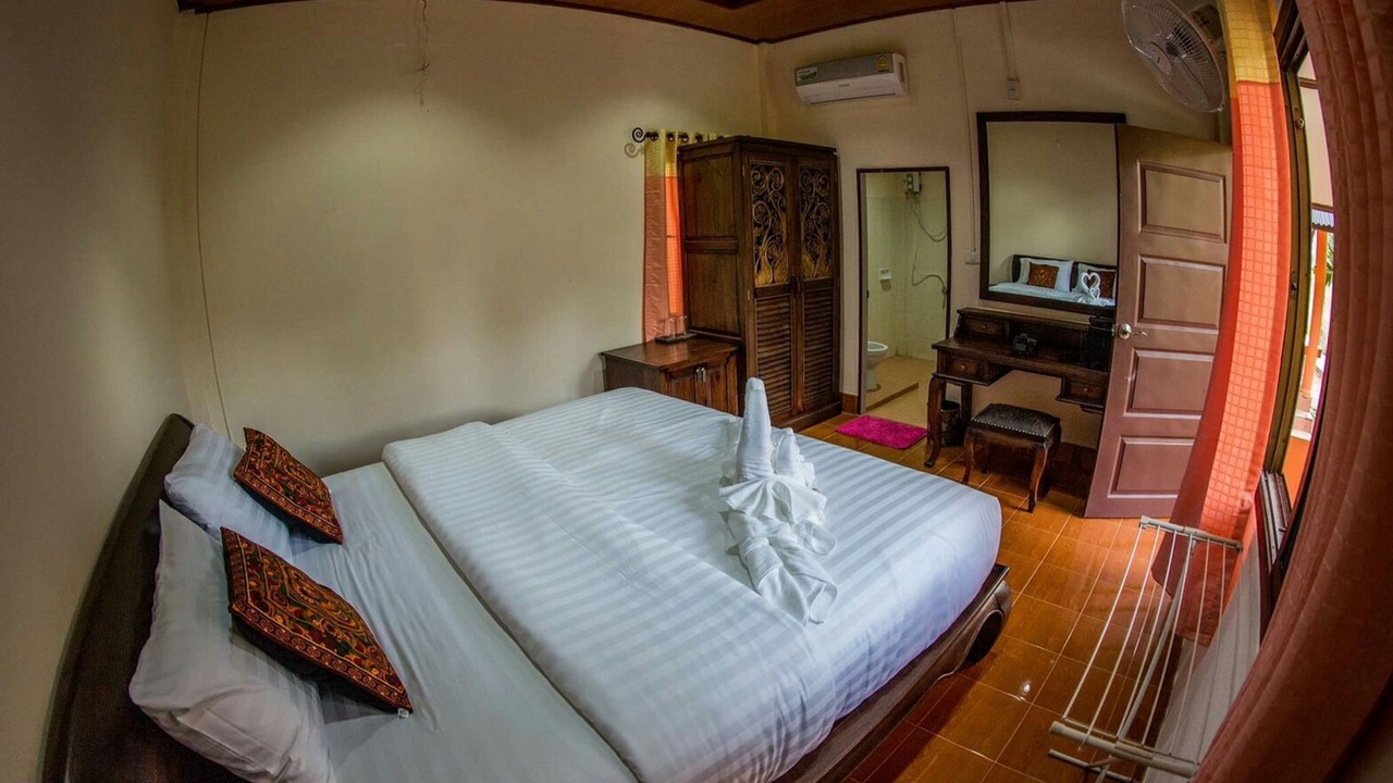 Photo of Bedroom in Ko Lanta