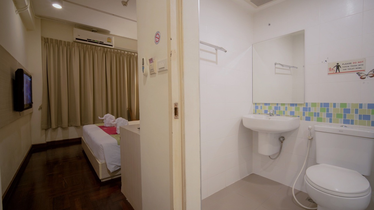 Photo of Bedroom in Talat Yot