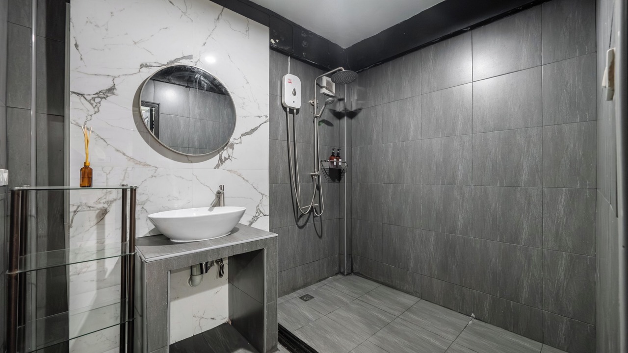 Photo of Bathroom in Chom Phon