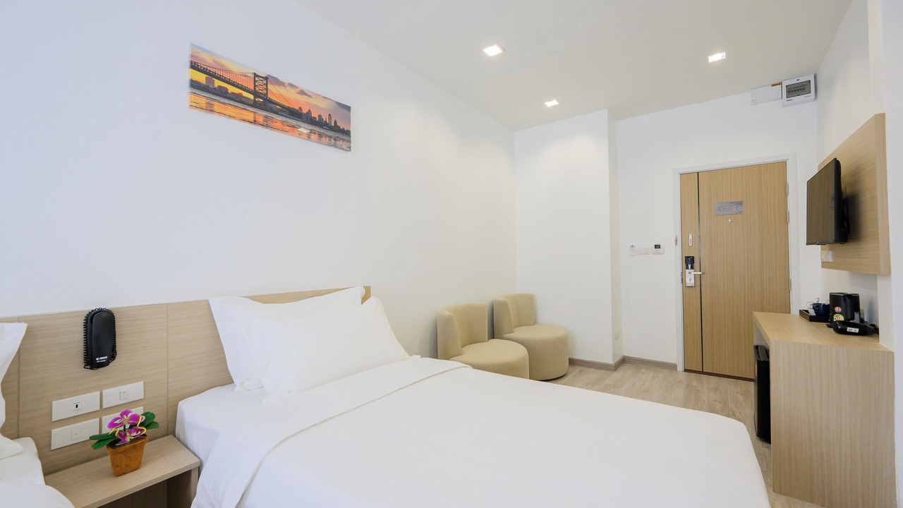 Photo of Bedroom in Thanon Phaya Thai