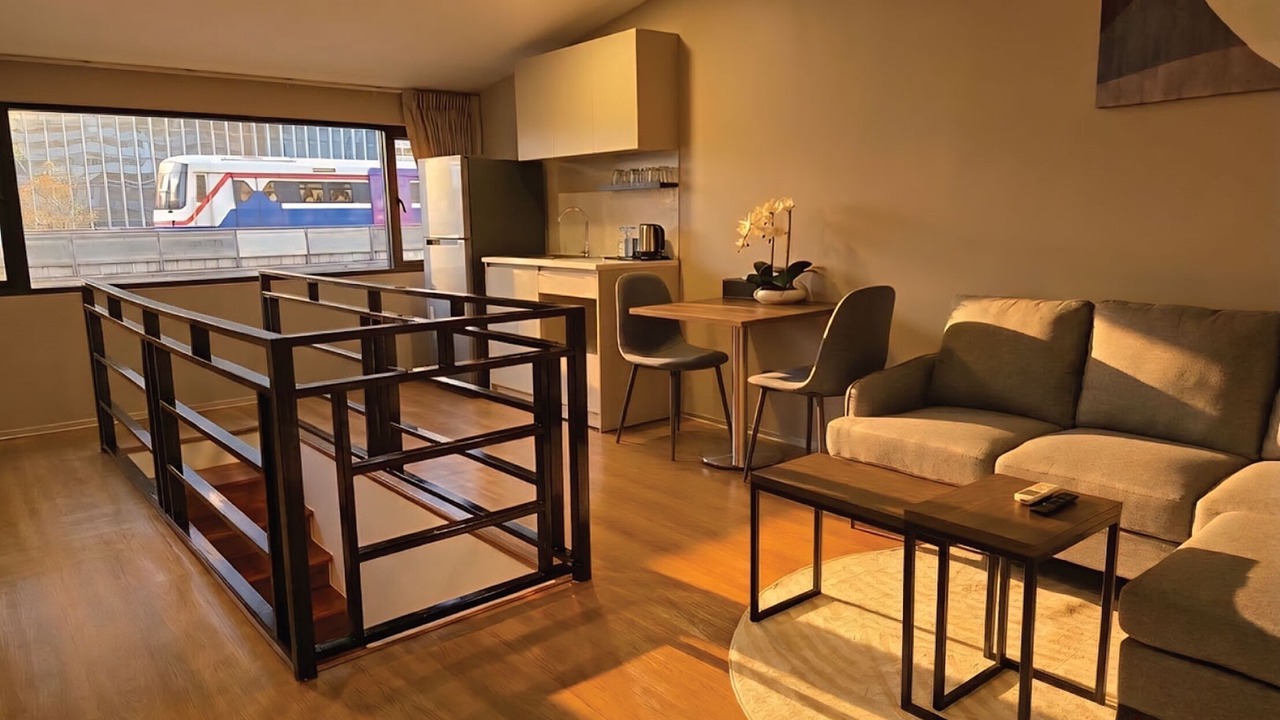 Photo of Bedroom in Thanon Phetchaburi